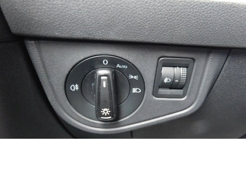 VW Taigo 1.0 TSI BMT Klima Navi LED 26.400 km 16.990 € Vordorf 38533