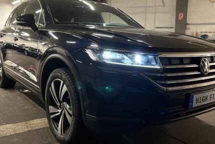 VW Touareg 159.590 km 38.400 &euro; Braunschweig 38112