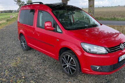 VW Caddy 214.000 km 10.800 &euro; Wolfenbüttel 38302