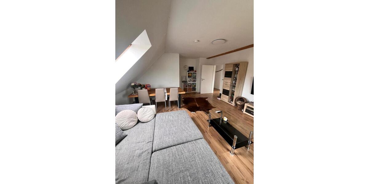 Dachgeschoßwohnung Ilsede Adenstedt - 4 Zimmer, 90 m&sup2;, 690&euro; | Angebot:26373014