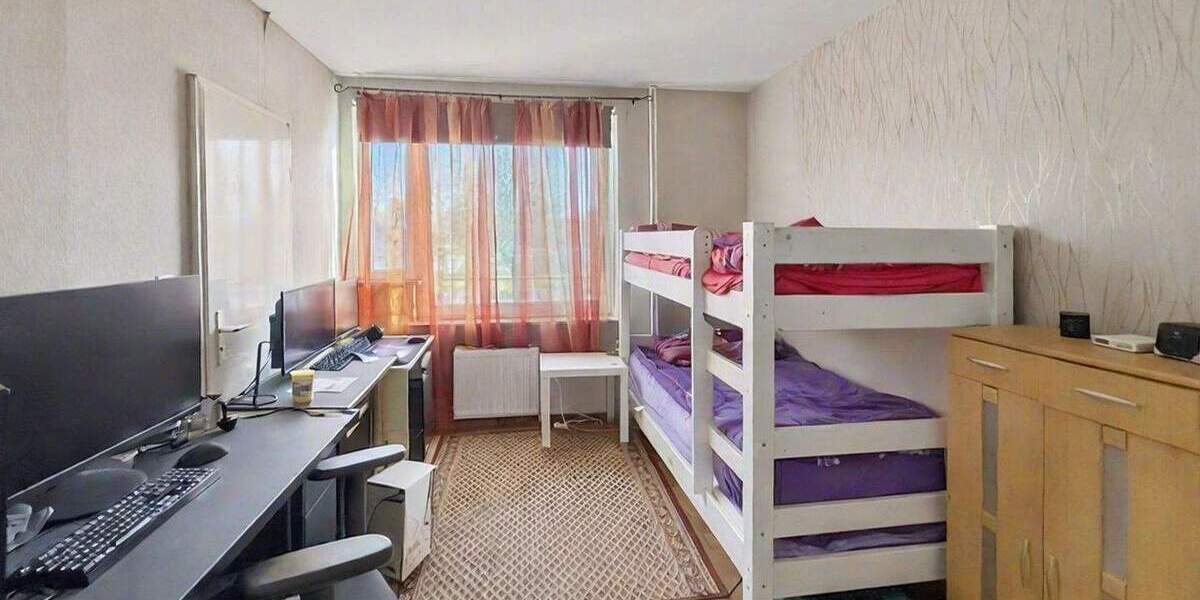 Etagenwohnung Salzgitter Lebenstedt - 4 Zimmer, 90 m&sup2;, 70.000&euro; | Angebot:25279783