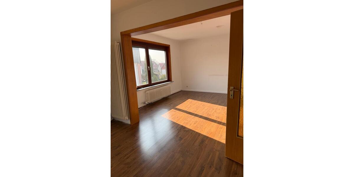 Etagenwohnung Liebenburg - 5 Zimmer, 160 m&sup2;, 1.250&euro; | Angebot:26211503