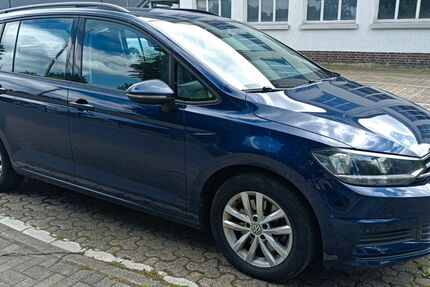 VW Touran 115.000 km 17.777 € Schellerten 31174