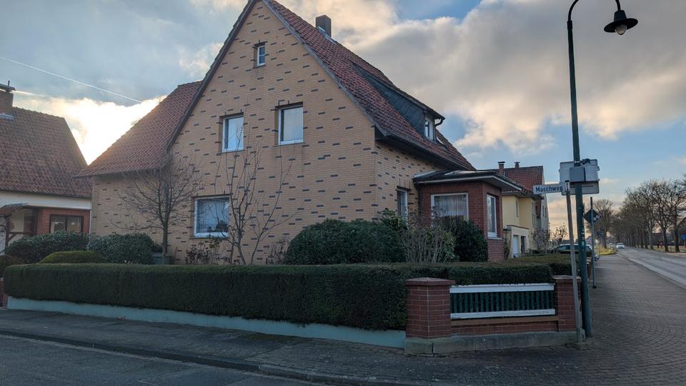 Einfamilienhaus Ilsede - 9 Zimmer, 200 m&sup2;, 249.000&euro; | Angebot:26024316