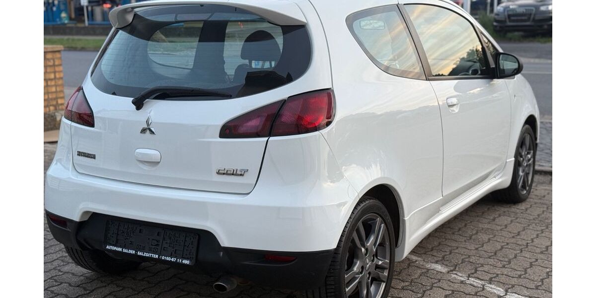 Mitsubishi Colt 112.850 km 4.690 &euro; Salzgitter 38229