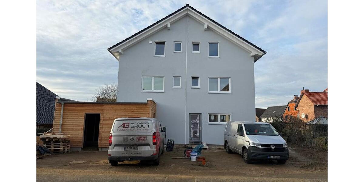 Dachgeschoßwohnung Vechelde - 4 Zimmer, 108 m&sup2;, 1.305&euro; | Angebot:24455403