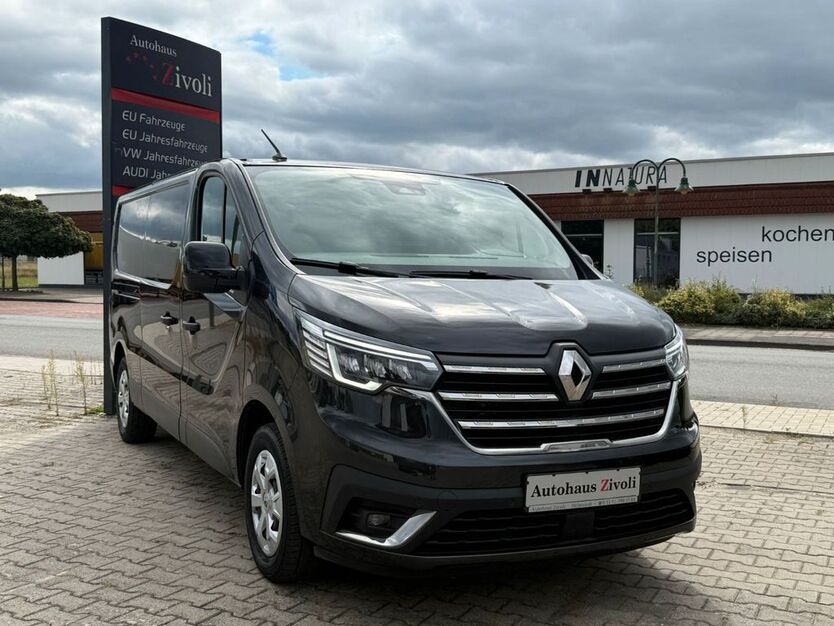 Renault Trafic 49.750 km 27.940 € Helmstedt 38350
