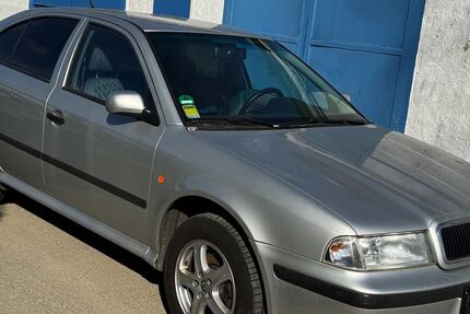 Skoda Octavia 184.000 km 1.480 &euro; Braunschweig 38108