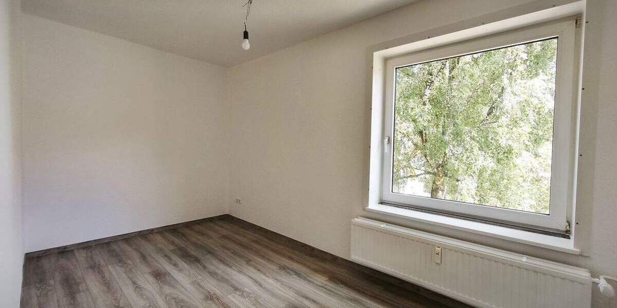 Etagenwohnung Salzgitter Lebenstedt - 3 Zimmer, 60 m&sup2;, 359&euro; | Angebot:24036763