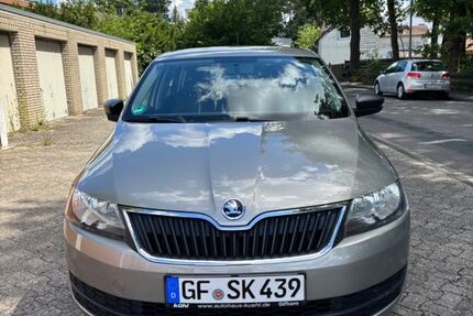 Skoda Rapid 147.000 km 4.500 &euro; Sassenburg 38524