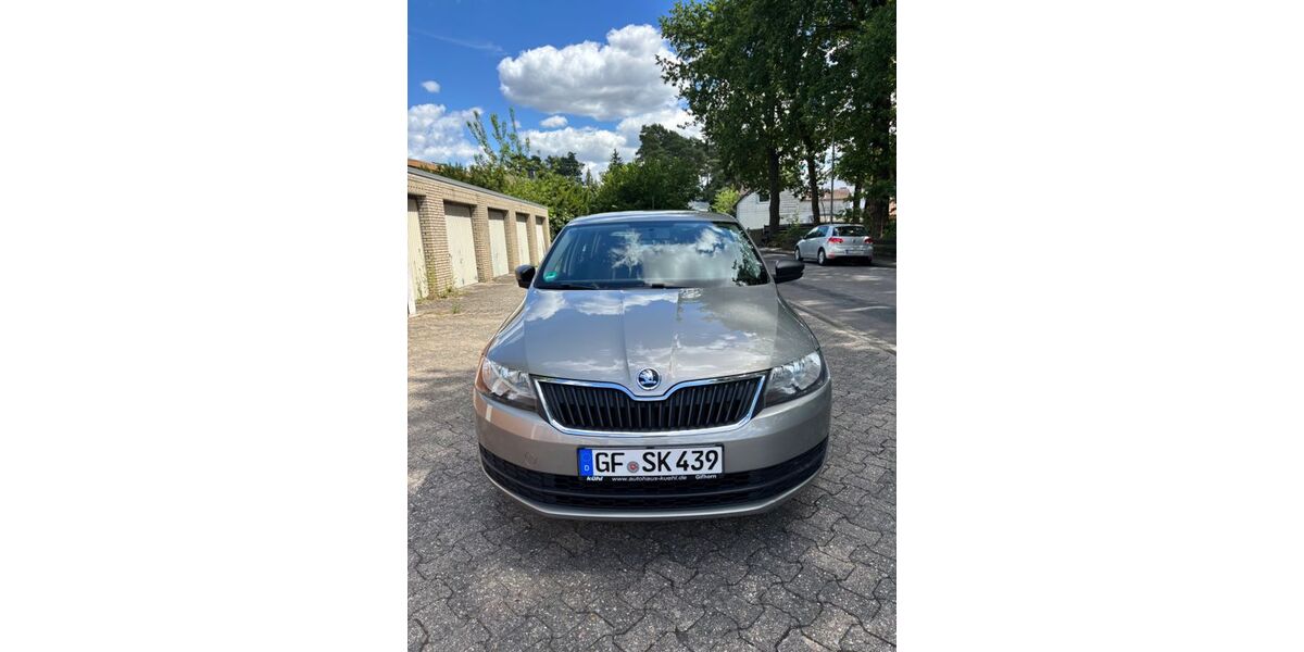 Skoda Rapid 147.000 km 4.500 &euro; Sassenburg 38524