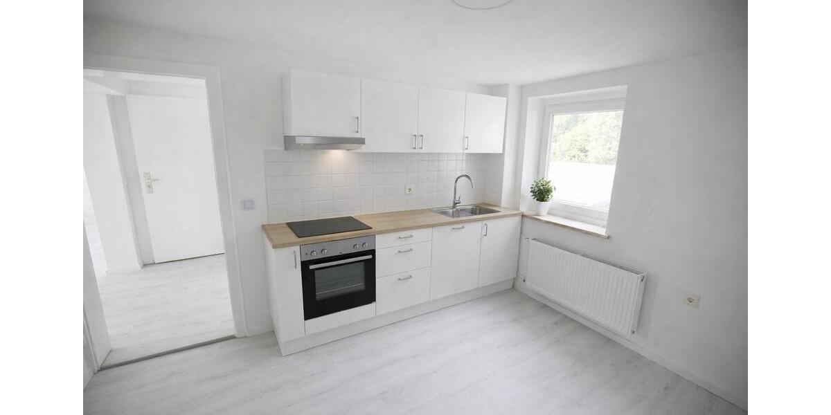 Etagenwohnung Salzgitter Ortschaft Südost - 4 Zimmer, 120 m&sup2;, 1.070&euro; | Angebot:25711251