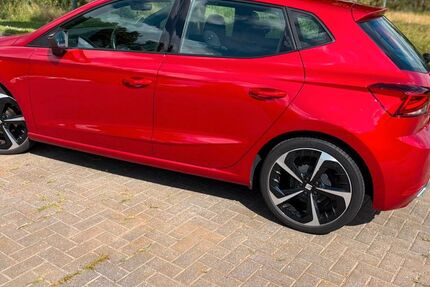 Seat Ibiza 43.200 km 15.600 &euro; Wolfsburg 38444