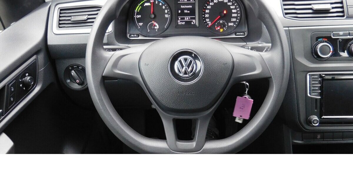 VW Caddy Maxi Abt-e Elektrik DSG 5 Sitze Navi 18.800 km 15.990 &euro; Vordorf 38533