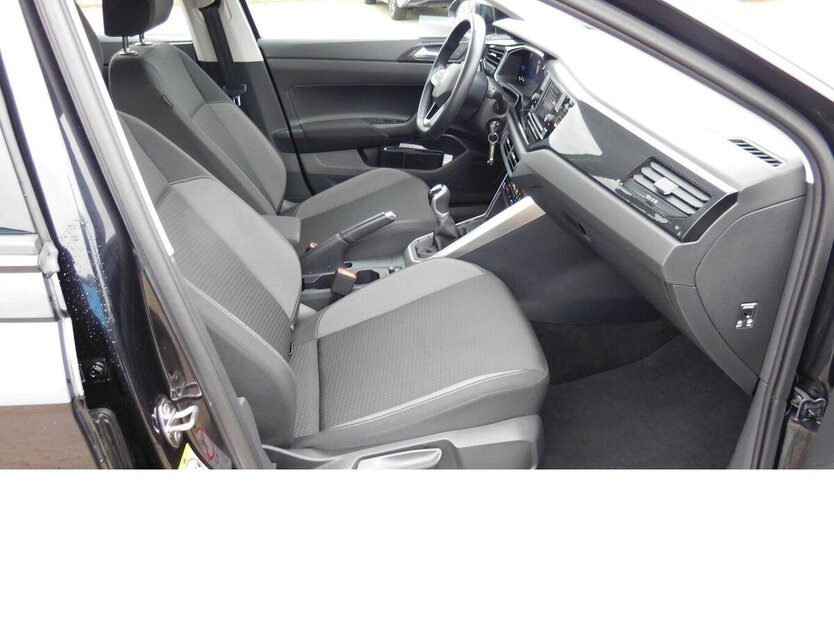 VW Taigo 1.0 TSI BMT Klima Navi LED 26.400 km 16.990 € Vordorf 38533