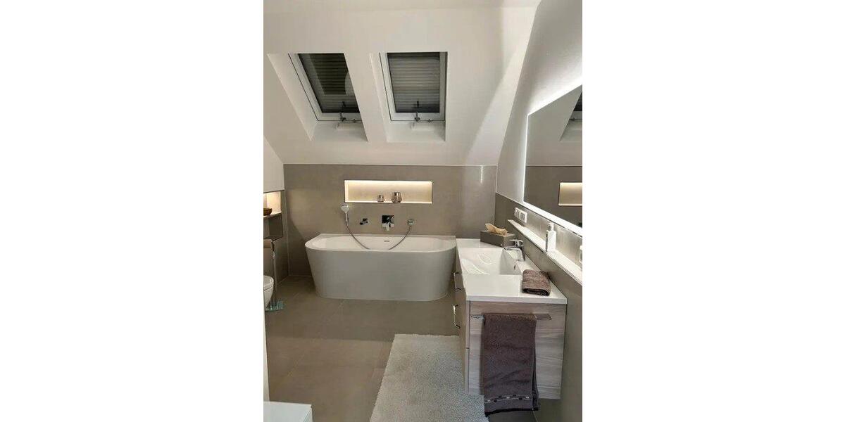 Dachgeschoßwohnung Braunschweig Wabe-Schunter-Beberbach - 3 Zimmer, 112 m&sup2;, 1.600&euro; | Angebot:25978206