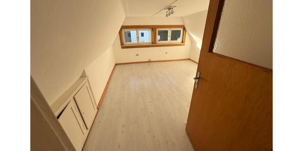 Dachgeschoßwohnung Wolfsburg Ehmen - 2 Zimmer, 40 m&sup2;, 520&euro; | Angebot:26552098