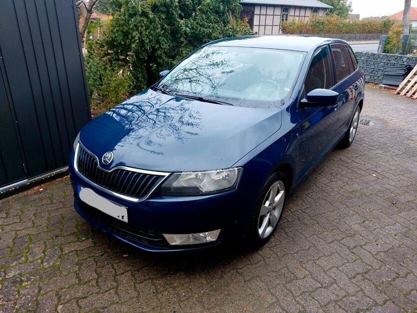 Skoda Rapid 215.000 km 4.900 € Sassenburg 38524