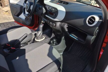 Renault Twingo 50.200 km 5.550 € Heere 38277