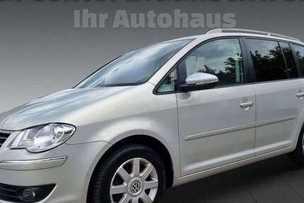 VW Touran 249.300 km 4.999 &euro; Braunschweig 38120