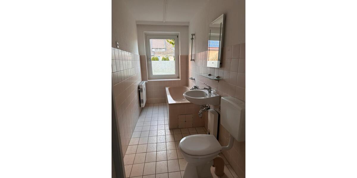 Erdgeschoßwohnung Salzgitter Ortschaft Ost - 2 Zimmer, 70 m&sup2;, 750&euro; | Angebot:26075077
