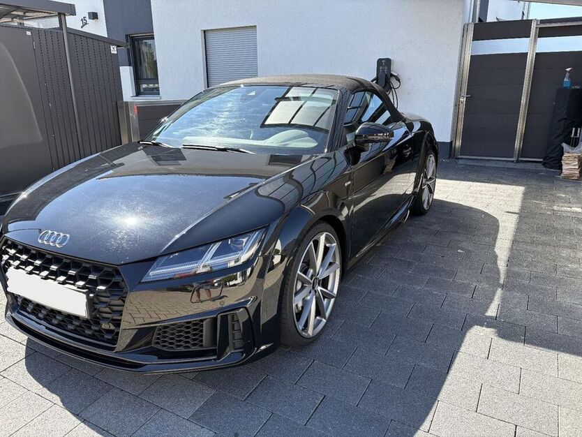TT