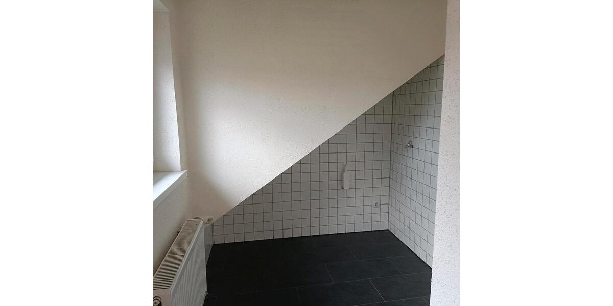 Etagenwohnung Isenbüttel - 3 Zimmer, 85 m&sup2;, 690&euro; | Angebot:25898869