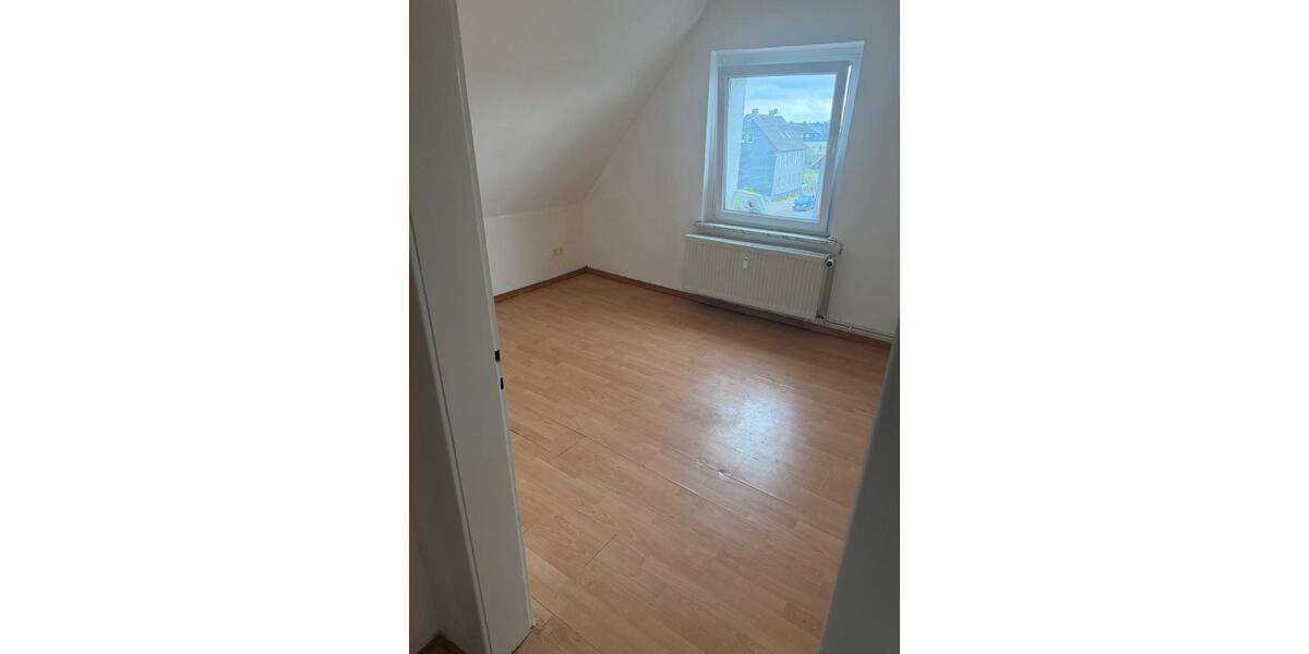 Dachgeschoßwohnung Salzgitter Ortschaft Ost - 3 Zimmer, 40 m&sup2;, 550&euro; | Angebot:26445327