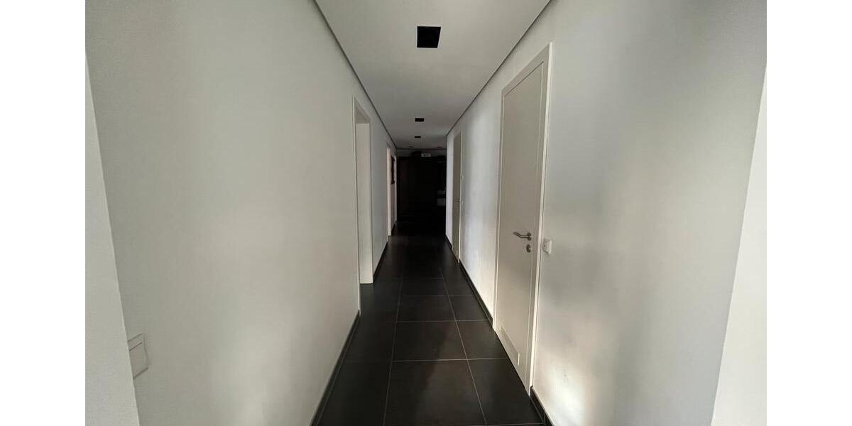 Etagenwohnung Sassenburg - 4 Zimmer, 125 m&sup2;, 1.330&euro; | Angebot:24440085