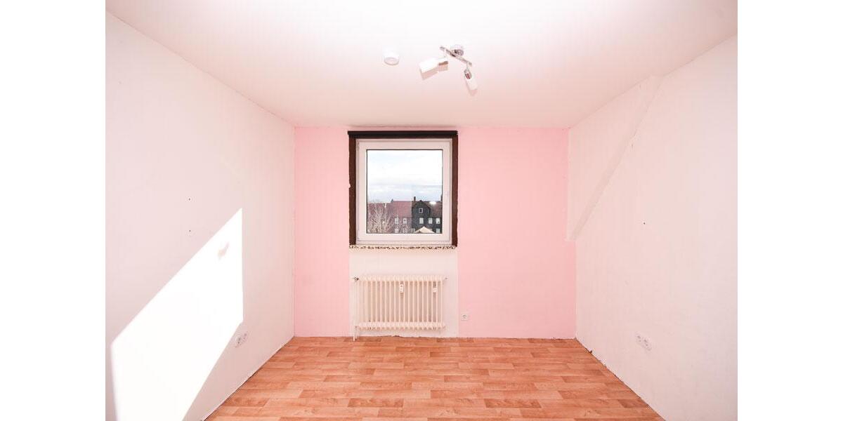 Dachgeschoßwohnung Vechelde - 4 Zimmer, 95 m&sup2;, 400&euro; | Angebot:26631030