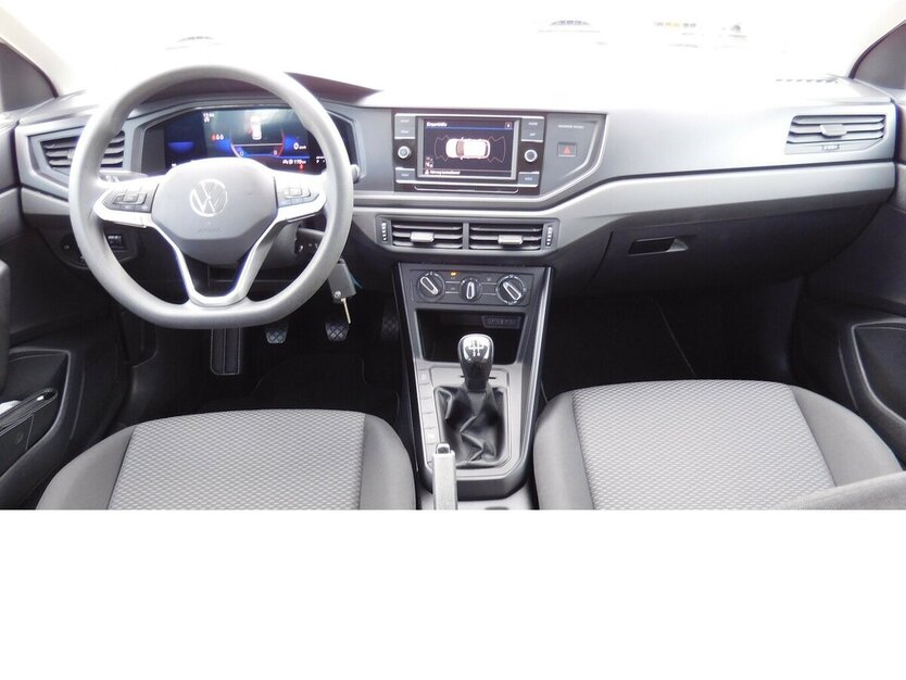 VW Taigo 1.0 TSI BMT Klima LED Navi 27.600 km 15.990 € Vordorf 38533