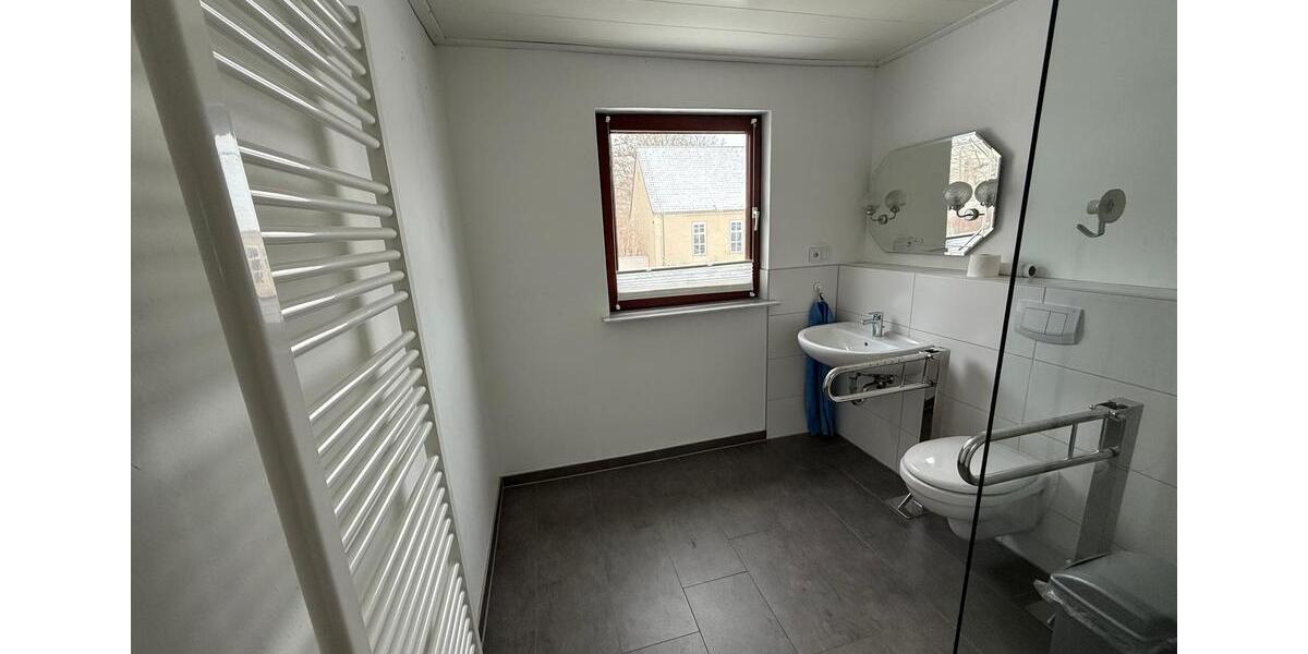 Reihenhaus Salzgitter - 3 Zimmer, 111 m&sup2;, 200.000&euro; | Angebot:26016588