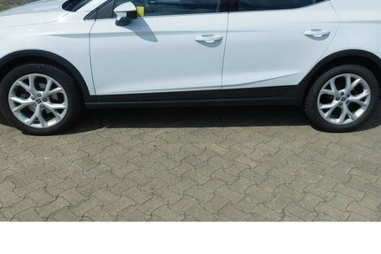 Seat Arona 1.0 FR-Line TSI BMT Navi Klima Alu 30.000 km 16.690 &euro; Vordorf 38533