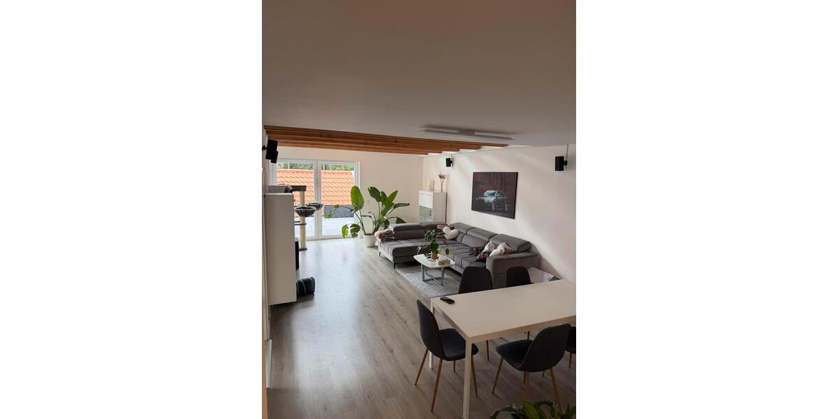 Terrassenwohnung Königslutter am Elm - 4 Zimmer, 160 m&sup2;, 1.200&euro; | Angebot:26063846