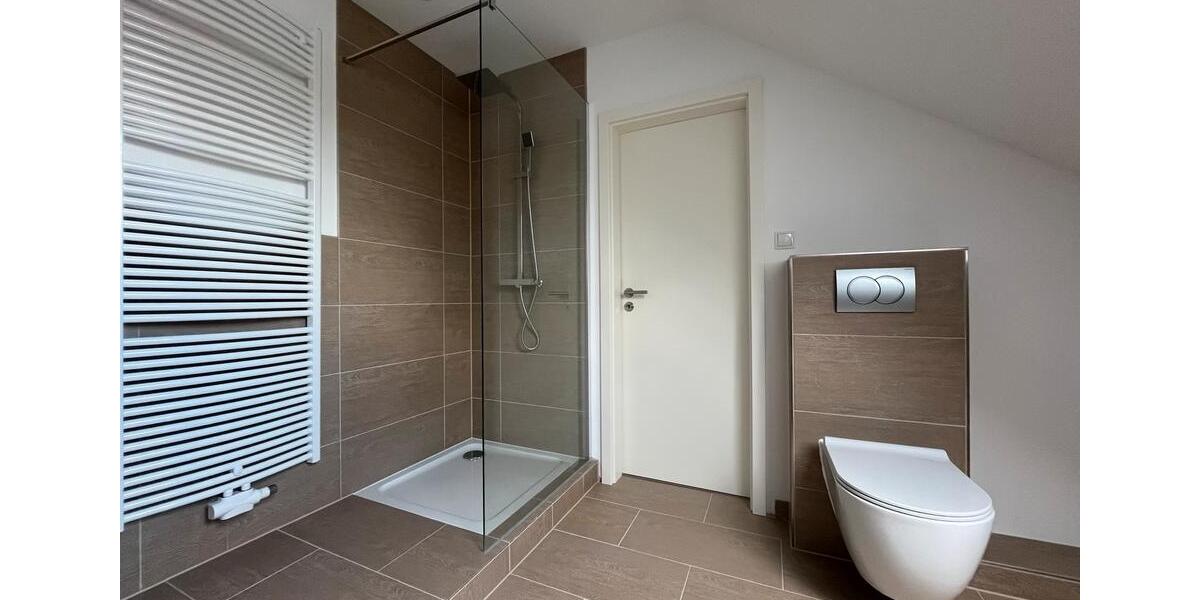 Dachgeschoßwohnung Braunschweig Wabe-Schunter-Beberbach - 3 Zimmer, 84 m&sup2;, 1.008&euro; | Angebot:25925818