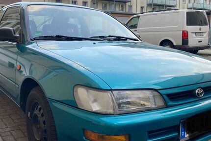 Toyota Corolla 98.000 km 3.000 &euro; Braunschweig 38114
