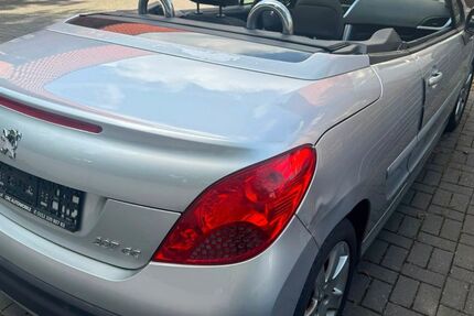 Peugeot 207 143.000 km 2.650 &euro; Braunschweig 38108