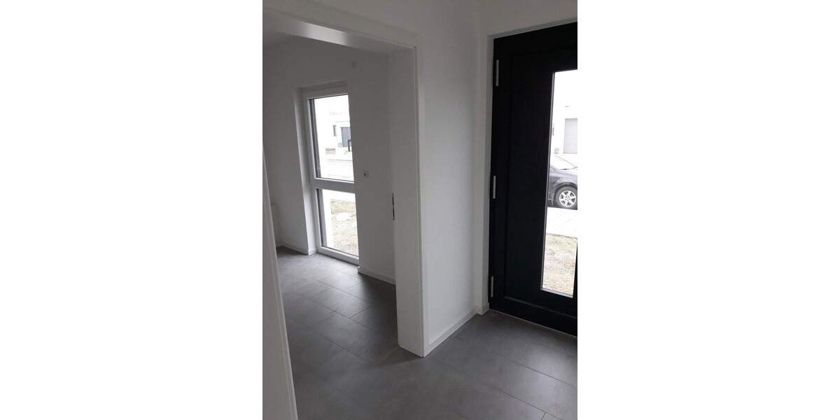 Einfamilienhaus Braunschweig Stöckheim - 3 Zimmer, 120 m&sup2;, 1.800&euro; | Angebot:25784546