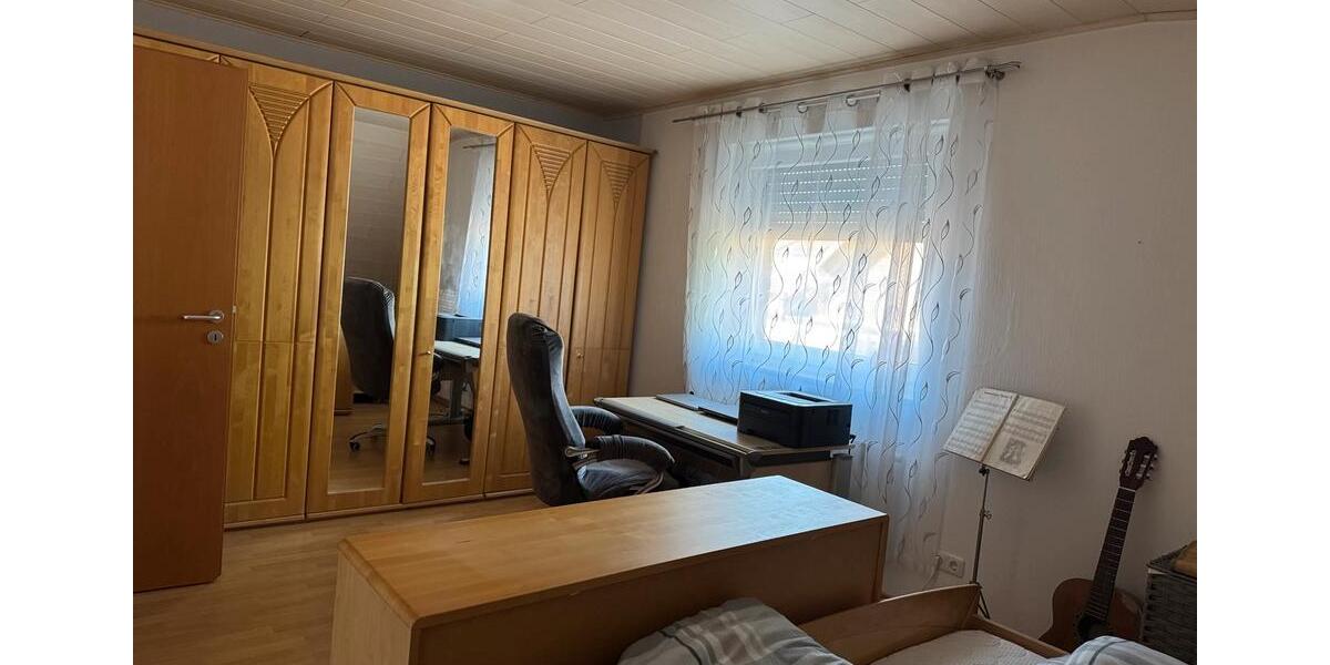 Doppelhaushälfte Weyhausen - 10 Zimmer, 155 m&sup2;, 315.000&euro; | Angebot:26962822