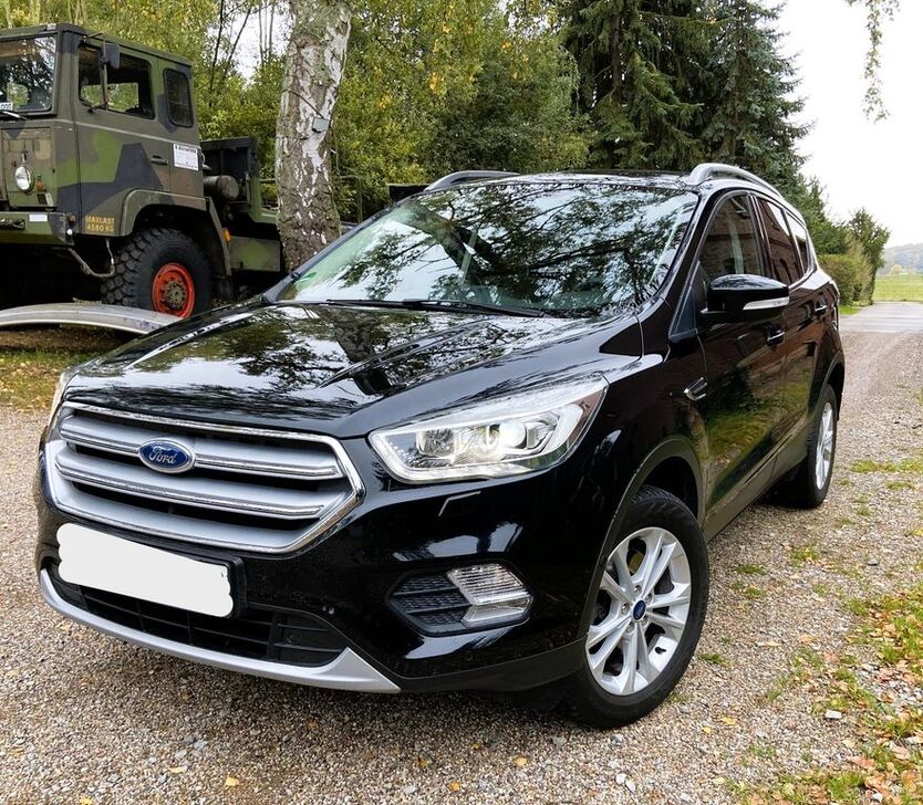 Ford Kuga 109.000 km 18.599 € Königslutter 38154