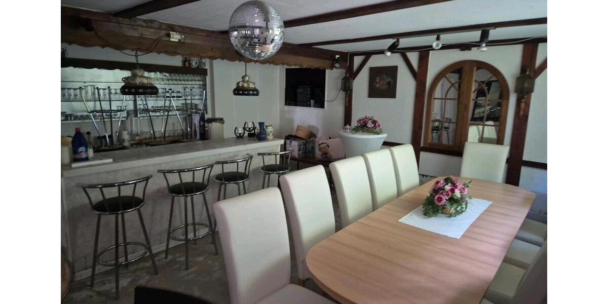 Einfamilienhaus Braunschweig Wabe-Schunter-Beberbach - 7.5 Zimmer, 157 m&sup2;, 345.000&euro; | Angebot:26882236