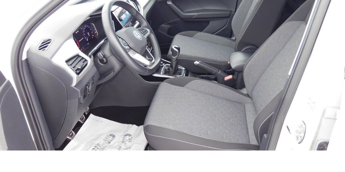 VW T-Cross 1.0 Life Move BMT TSI Klima Navi 19.400 km 18.690 &euro; Vordorf 38533