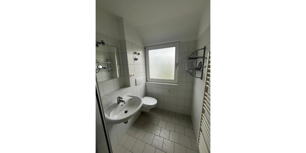 Dachgeschoßwohnung Salzgitter Ortschaft Ost - 2 Zimmer, 42 m&sup2;, 276&euro; | Angebot:25570479