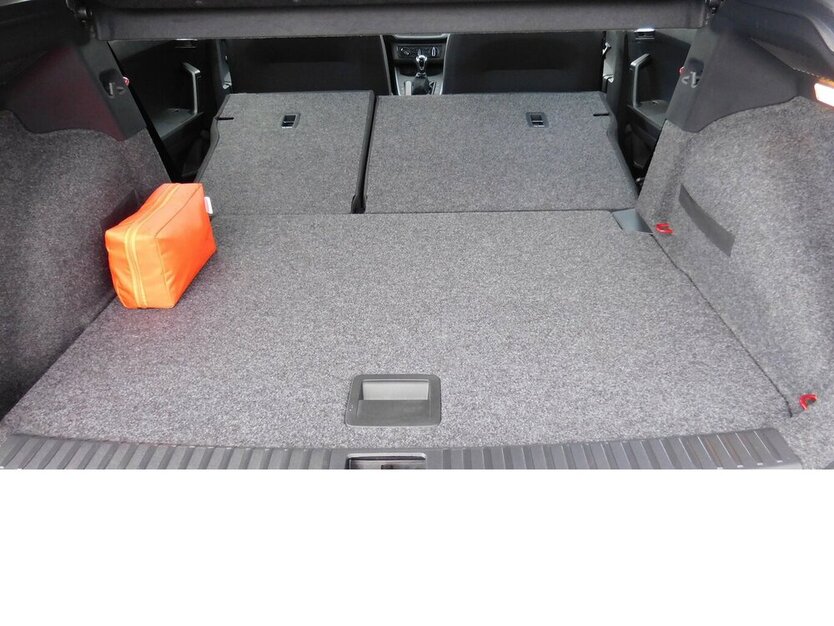 Seat Arona 1.0 Style TSI BMT Radio Klima Alu 28.400 km 15.990 € Vordorf 38533