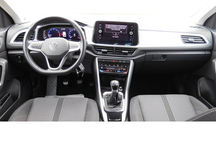 VW T-Roc 1.5 Life TSI BMT Navi Klima Standheizung 29.700 km 23.990 € Vordorf 38533