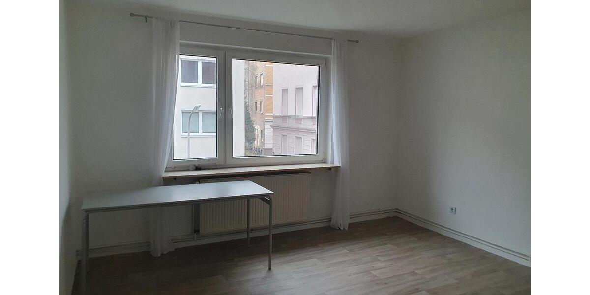 Helles Zimmer in 2er WG in Top Lage 3 zimmer