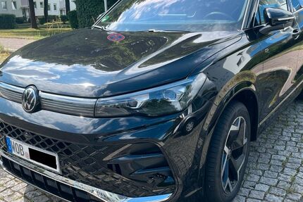 VW Tiguan 15.000 km 51.900 &euro; Wolfsburg 38444