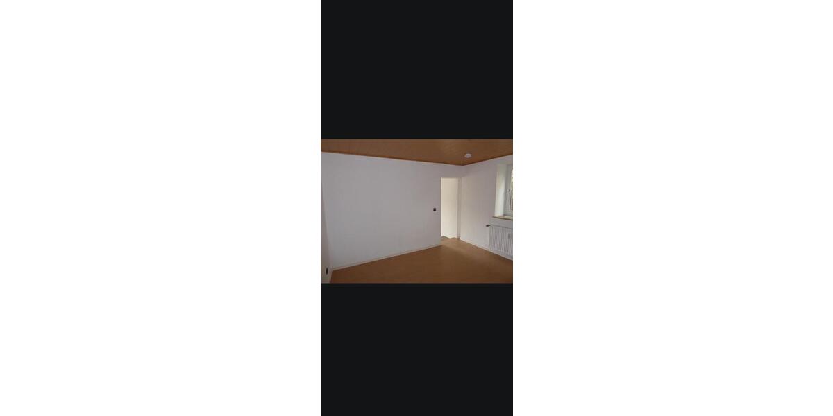 Erdgeschoßwohnung Vechelde - 3 Zimmer, 85 m&sup2;, 900&euro; | Angebot:24606837