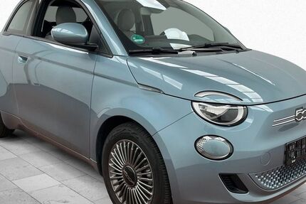 Fiat 500e 21.650 km 19.800 € Helmstedt 38350