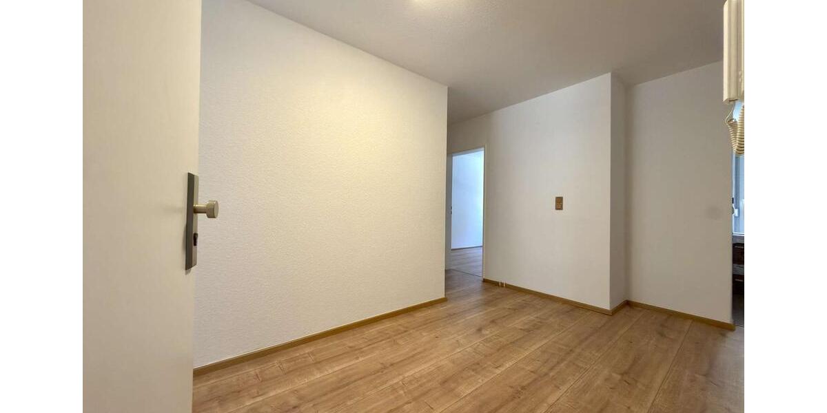 Etagenwohnung Braunschweig - 2 Zimmer, 72 m&sup2;, 860&euro; | Angebot:26095422